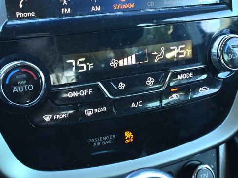 Used 2020 Nissan Murano SV image 10