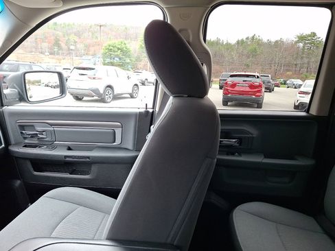 Used 2024 RAM 1500 Classic SLT image 17