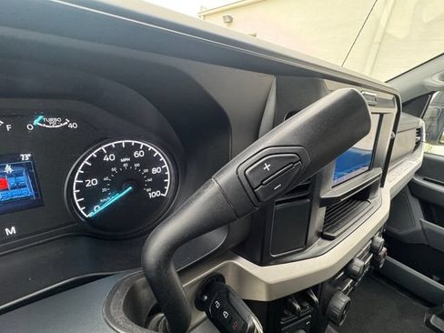 Used 2025 Ford F250 XLT AWD/4WD image 12