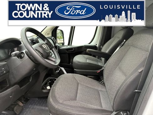 Used 2023 RAM ProMaster 3500 FWD image 13