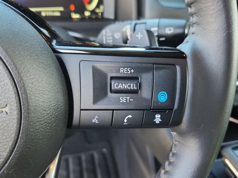 Used 2024 Nissan Rogue SL w/ SL Premium Package AWD/4WD image 24