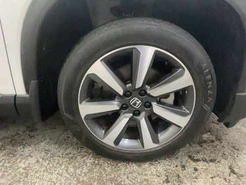 Used 2023 Honda Pilot Touring image 18