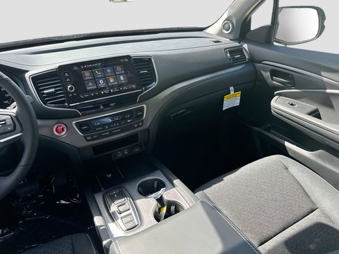 New 2026 Honda Ridgeline Sport image 18