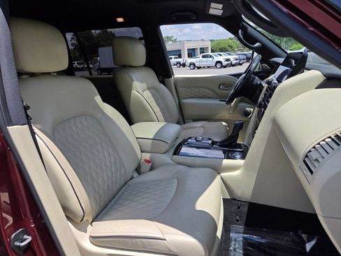 Used 2022 INFINITI QX80 Sensory w/ All-Season Package RWD image 17
