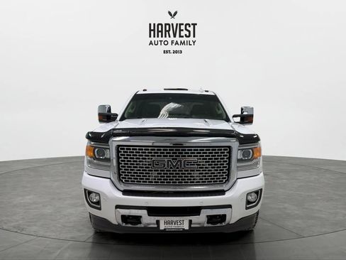 Used 2016 GMC Sierra 3500 Denali w/ Duramax Plus Package AWD/4WD image 11