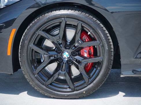 New 2026 BMW 330i Sedan w/ M Sport Package RWD image 5