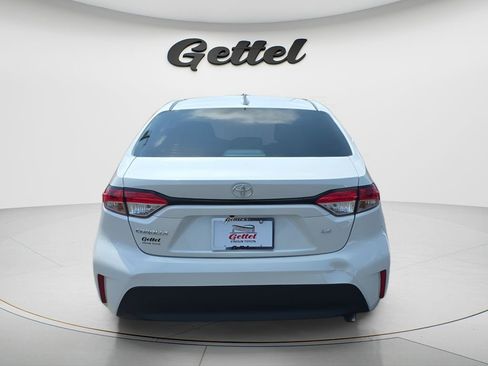 Used 2026 Toyota Corolla LE image 5