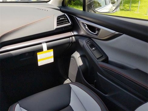 Used 2022 Subaru Crosstrek 2.5i Limited w/ Popular Package #4 image 17