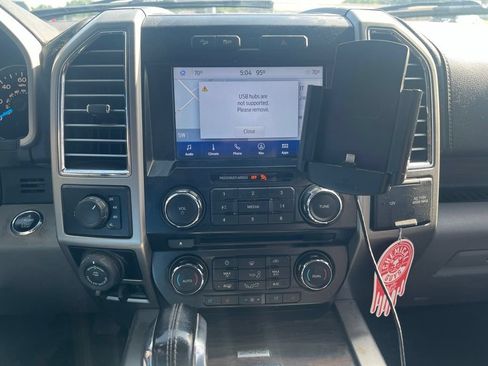 Used 2016 Ford F150 Lariat AWD/4WD image 12