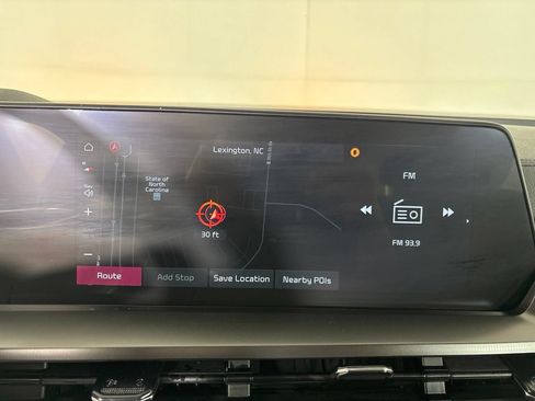 Used 2025 Kia Telluride S FWD image 24