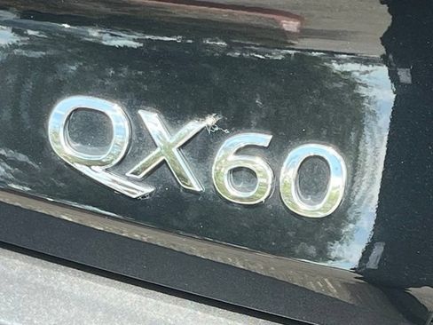 Certified 2024 INFINITI QX60 Luxe w/ Performance Audio Package FWD image 32