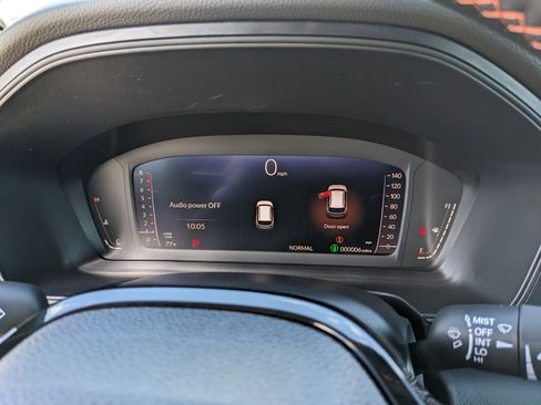 Used 2026 Honda Pilot Sport image 36