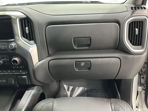 Used 2020 Chevrolet Silverado 1500 LTZ w/ LTZ Premium Package image 28