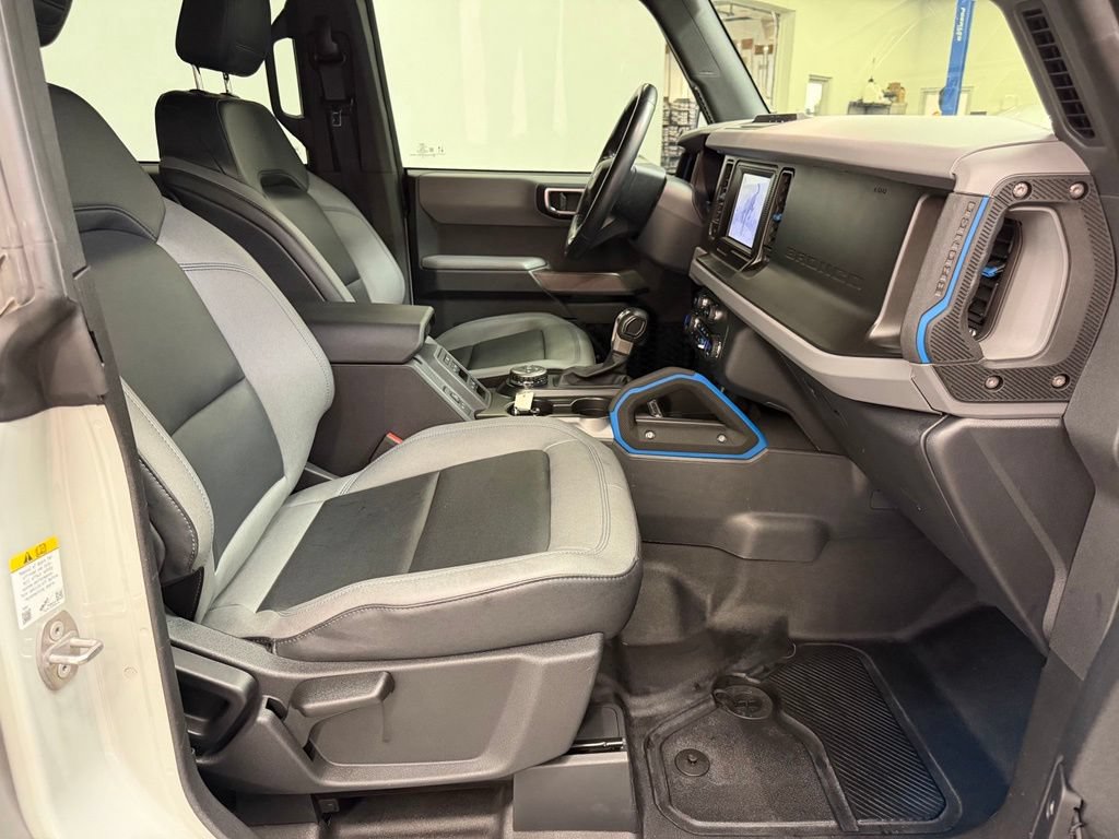 Used 2023 Ford Bronco Black Diamond AWD/4WD image 11