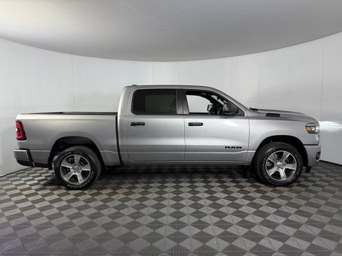 Certified 2025 RAM 1500 Tradesman AWD/4WD image 6