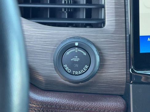 Used 2023 Ford Expedition Max Limited image 25