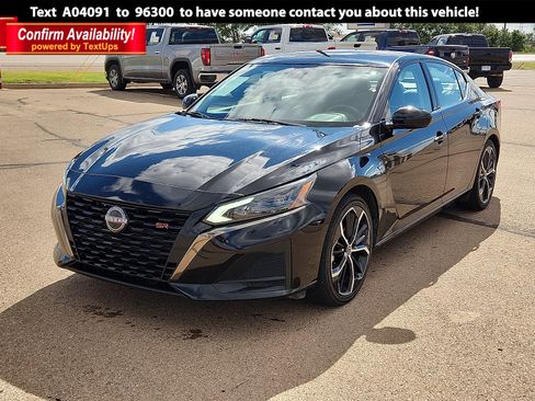 Used 2024 Nissan Altima 2.5 SR image 1
