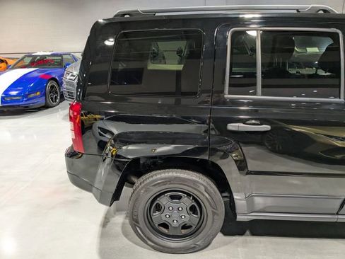 Used 2016 Jeep Patriot Sport image 10