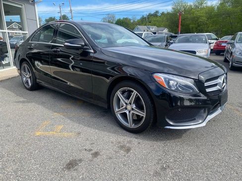 Used 2015 Mercedes-Benz C 300 4MATIC Sedan image 2