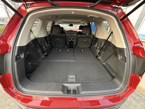 New 2025 Honda Pilot Touring image 37