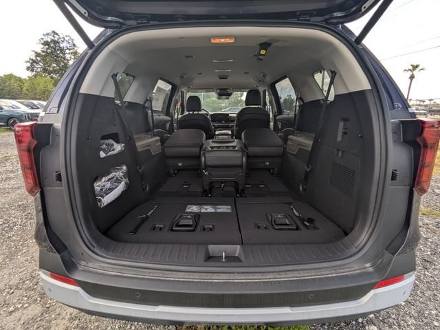 New 2026 Kia Carnival EX FWD image 13