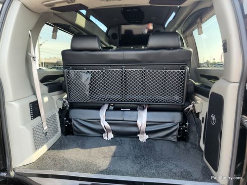 Used 2021 Chevrolet Express 2500 image 26