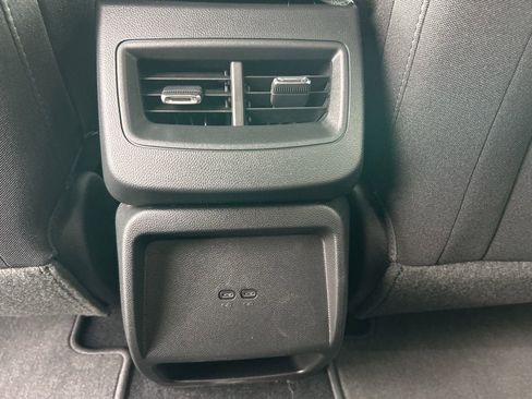 New 2026 Chevrolet Equinox EV LT image 23