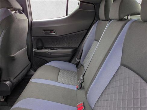 Certified 2020 Toyota C-HR XLE image 17