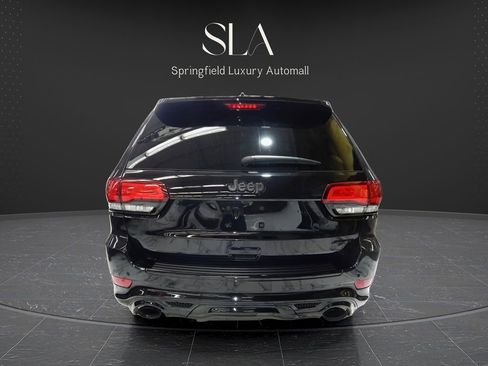 Used 2021 Jeep Grand Cherokee SRT image 4