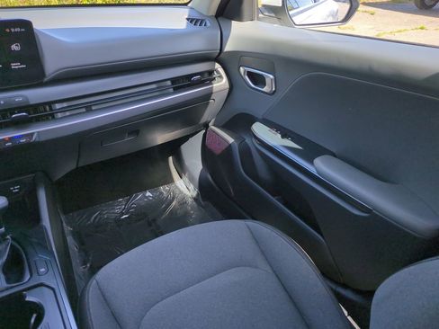 Certified 2025 Kia K4 LX image 16