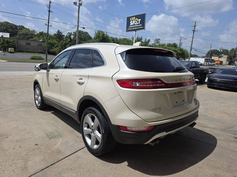 Used 2018 Lincoln MKC Premiere AWD/4WD image 5