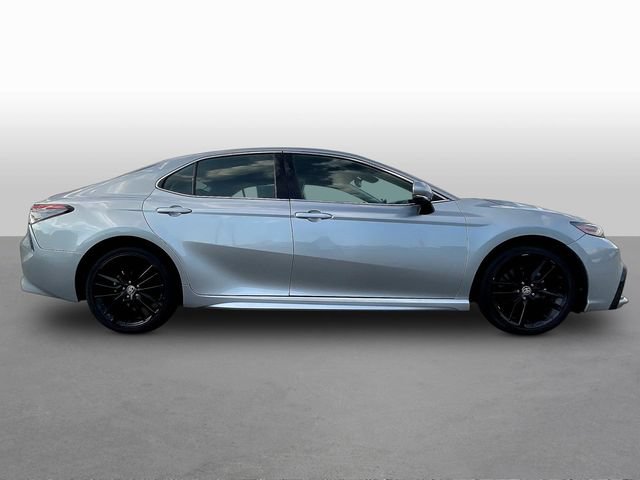 Used 2024 Toyota Camry XSE FWD image 8