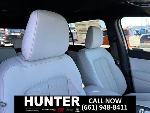 New 2026 Jeep Cherokee Laredo image 16