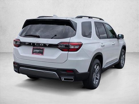 New 2026 Honda Pilot EX-L image 2