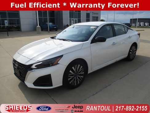 Used 2025 Nissan Altima 2.5 SV FWD image 1