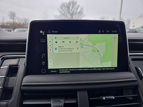 Used 2024 GMC Yukon SLT w/ SLT Luxury Package image 35