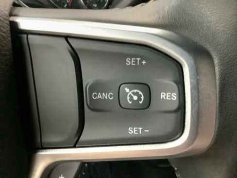 Used 2024 RAM 3500 Big Horn image 19