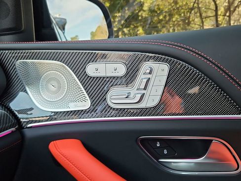 Used 2024 BMW 760i xDrive 760i xDrive image 32