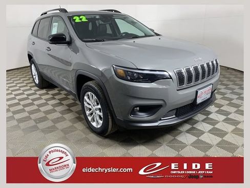 Used 2022 Jeep Cherokee Latitude Lux AWD/4WD image 1