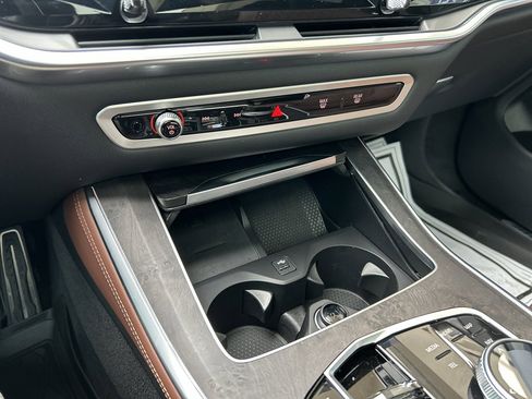 Used 2024 BMW X5 M60i image 22