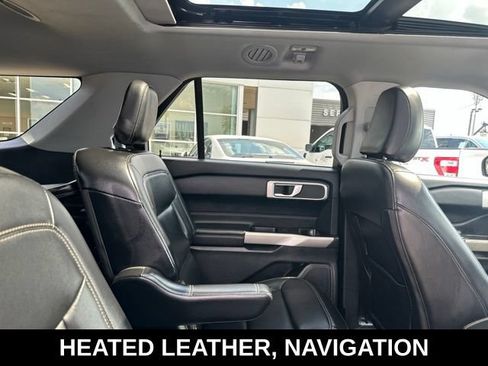 Used 2021 Ford Explorer XLT w/ Equipment Group 202A RWD image 2
