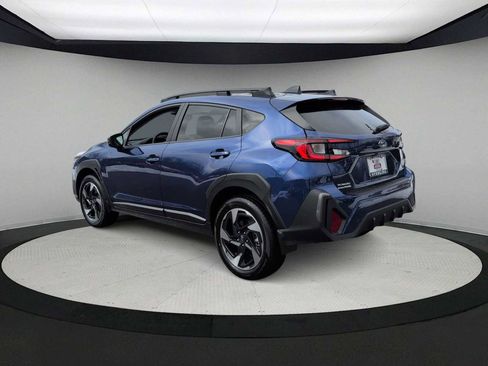 Used 2025 Subaru Crosstrek 2.5i Limited w/ Crosstrek Mirror Package image 6