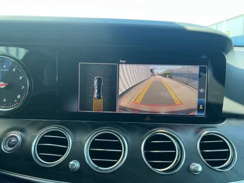 Certified 2018 Mercedes-Benz E 300 image 33