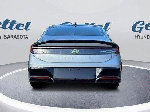 New 2025 Hyundai Sonata SEL image 6