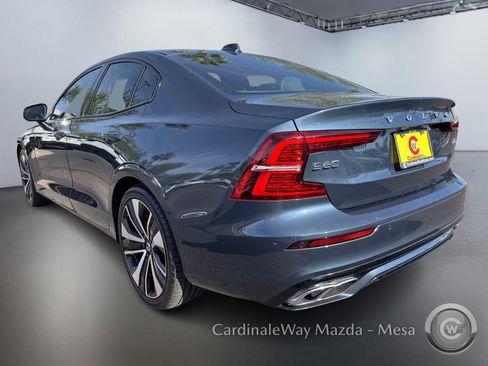 Used 2022 Volvo S60 B5 Momentum w/ Premium Package image 6