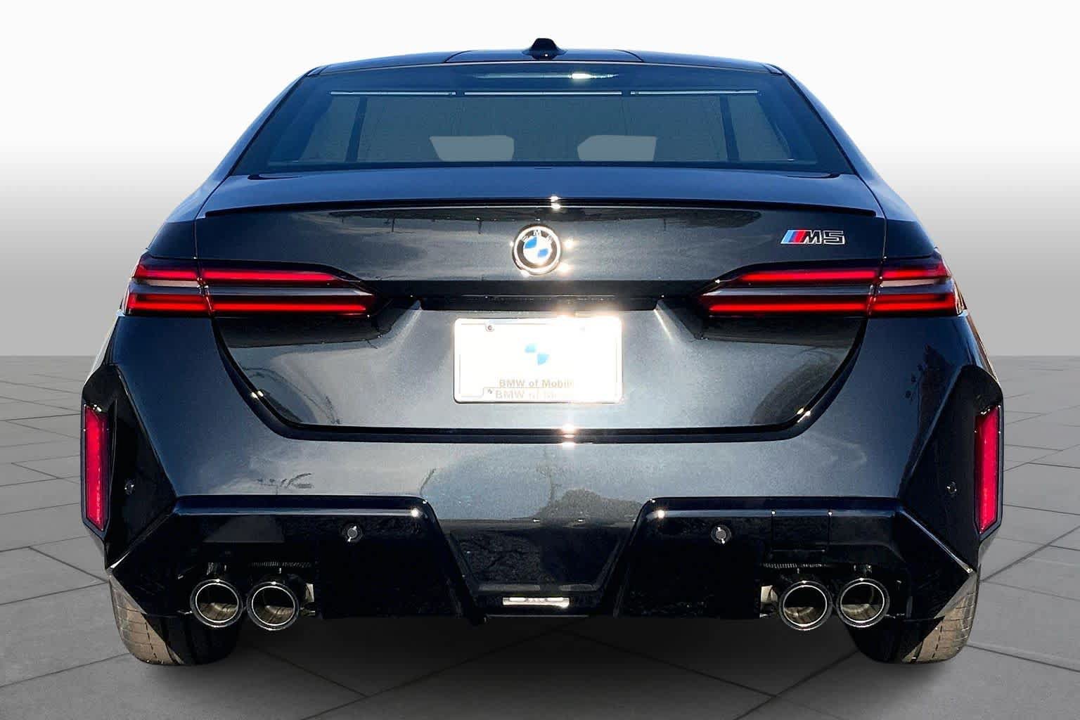 Used 2026 BMW M5 w/ Executive Package AWD/4WD image 4