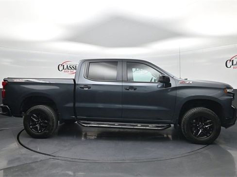 Used 2020 Chevrolet Silverado 1500 LT Trail Boss image 6