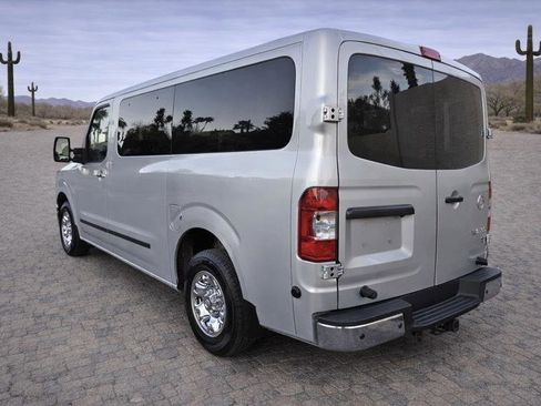 Used 2019 Nissan NV 3500 SL RWD image 3