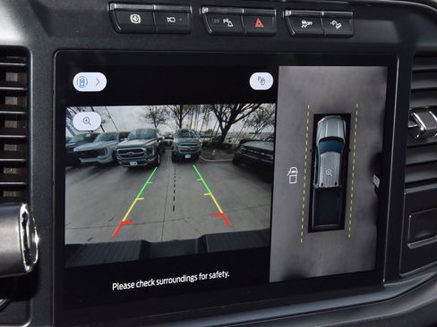 Certified 2024 Ford F250 Platinum image 28