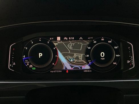 Used 2023 Volkswagen Tiguan SEL R-Line image 17